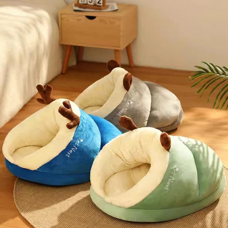 Cama Nido Refugio Pantufla / Diseño Cómodo y Seguro para tu Mascota